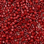 Miyuki Perlen delica's 11/0 Opaque dyed maroon red DB-654