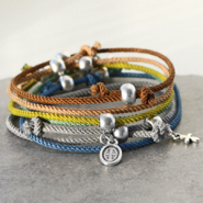 Schmucksets DIY: Armbänder mit der DQ Trendy Kordel gewebt