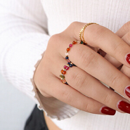 Schmucksets Inspiration; verspielte Ringe mit runden facettierten Natursteinperlenimitationen kreieren