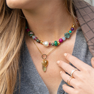 Schmucksets Schmuck und Herbsttöne: So kombinieren Sie sie