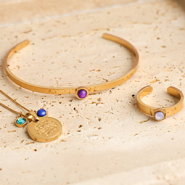 Schmucksets Elegante Schmuckdesigns mit Polaris Elements Cabochons