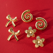 Schmucksets Edelstahl-Schmuck auf BY31®-Schmuckkarten in Szene