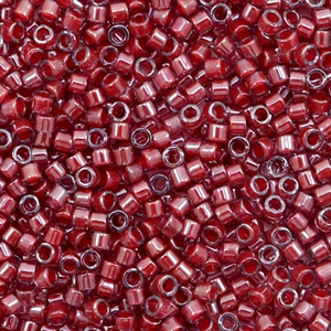 Miyuki Perlen delica's 11/0 Cranberry lined luster crystal red