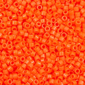 Miyuki Perlen delica's 11/0 Opaque orange DB-722