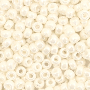 Miyuki Rocailles 8/0 Ceylon antique ivory pearl 8-592