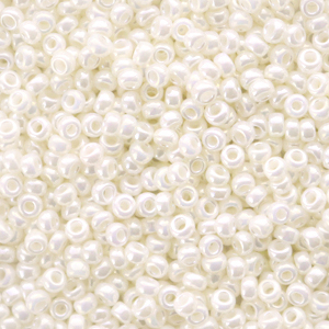 Miyuki Rocailles 11/0 Ceylon ivory pearl white 11-591