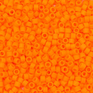 Miyuki Perlen delica's 11/0 Opaque matte mandarin orange DB-1583