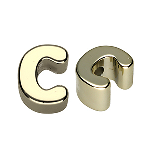 Buchstaben Perlen aus Acryl C Gold