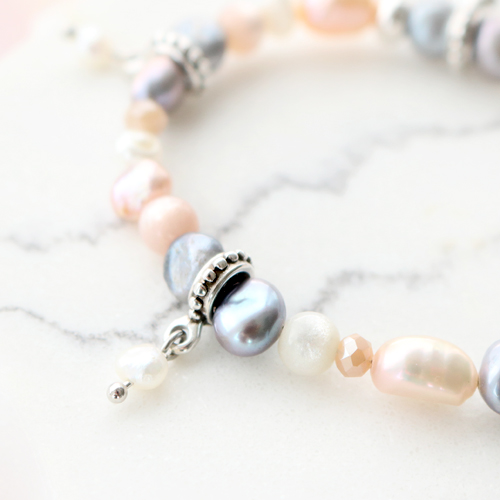Trendy Schmuck mit zeitlosen klassischen S&uuml;sswasserperlen