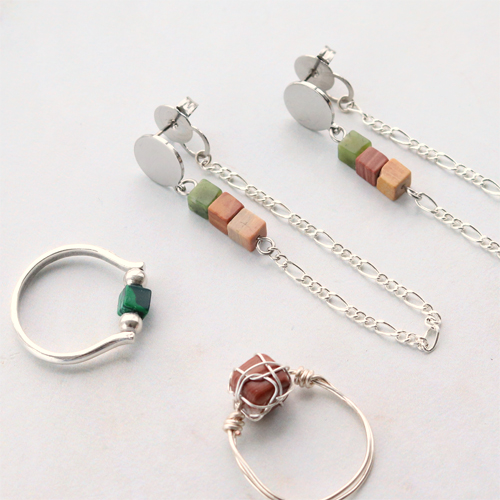 Entwerfen Sie mit diesen neuen Naturstein W&uuml;rfel Perlen stilvolle Ohrringe und Armb&auml;nder:
