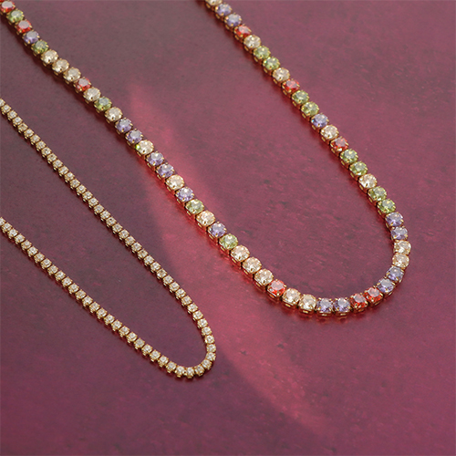 So setzen Sie Schmuck ins Blickfeld