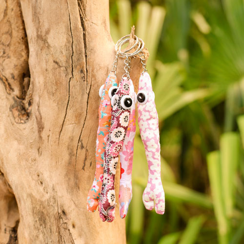 Lustige Fische mit Knopfaugen f&uuml;r trendige Accessoires 