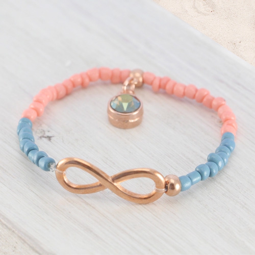 Sehr sch&ouml;ne Ohrringe und Armb&auml;nder!