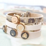 Schmuck mit einem nat&uuml;rlichen Look mit u.a. Holz Cabochons in einzigartigen Designs!