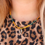 Machen Sie mit Kauri Muscheln farbenfrohen Schmuck und so tragen Sie Sommer Haaraccessoires:
