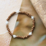 Beginnen Sie mit Holz Perlen und machen Sie sch&ouml;ne Armb&auml;nder