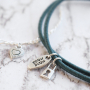 Mit DQ Metall Anh&auml;ngern k&ouml;nnen Sie diese Ohrringe, Armb&auml;nder und Ketten ganz einfach selbst herstellen: