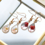 Sie k&ouml;nnen den sch&ouml;nsten Schmuck mit getrockneten Blumen Anh&auml;ngern machen!