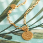 Sie k&ouml;nnen diesen trendigen Schmuck mit den Birth Flower-Anh&auml;ngern herstellen: