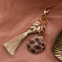 Jetzt die neue Kollektion ansehen und tolle Accessoires und Schmuckst&uuml;cke mit Muschelperlen kreieren! 