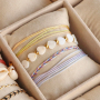 Fangen Sie einfach mal an und gestalten Sie trendige Armb&auml;nder