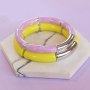 Eine Armbandkollektion mit bunten Tube Acrylperlen designen