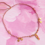 So entsteht mit kleinen emaillierten Anh&auml;ngern trendiger Schmuck