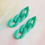 Lassen Sie sich von Acrylketten zu trendigem Schmuck inspirieren