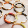 Schmuck aus Tube-Acrylglasperlen basteln
