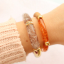 Verschiedene Armbanddesigns mit diversen Tube-Acrylperlen