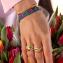 Seien Sie kreativ und entwerfen Sie trendig floralen Schmuck