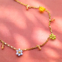 Seien Sie kreativ und entwerfen Sie trendig floralen Schmuck