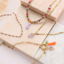 Schmuckinspirationen mit farbenfrohem Resin Mano Fico als Gl&uuml;ckssymbol