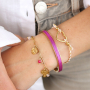Ohrringe und Armb&auml;nder mit Edelstahlzubeh&ouml;r gestaltet