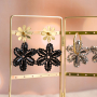 Festlichem Schmuck mit Blumen-Facettperlen-Anh&auml;ngern designen