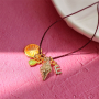 Kreativideen: Schmuck mit emaillierten Anh&auml;ngern und Perlen