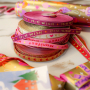 Geschenke und Schmuck mit Schmuckb&auml;ndern besonders festlich gestalten!