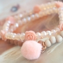 Dieser Sommer Look ist aus den sch&ouml;nsten Perlen in herrlichen &ldquo;peach&rdquo;& &ldquo;coral&rdquo; T&ouml;nen gemacht.