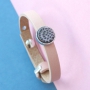 Sch&ouml;ne Armb&auml;nder f&uuml;r die Kleinen von Cuoio mit fr&ouml;hlichen Cabochons von Polaris Elements